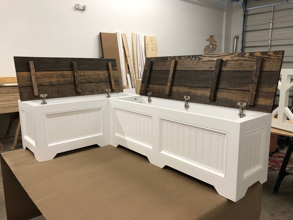 "Premium-quality wood construction meets classic farmhouse design in our Farm Style Corner Bench. The built-in storage keeps your dining essentials close at hand, while the charming design adds rustic character to your space. Ideal for hosting intimate gatherings or enjoying cozy family dinners. Elevate your dining area today with our exquisite Farm Style Corner Bench."